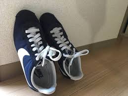 靴を乾かしてケアするイメージ